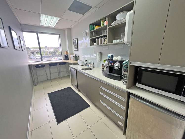 Address withheld Mt Wellington_16