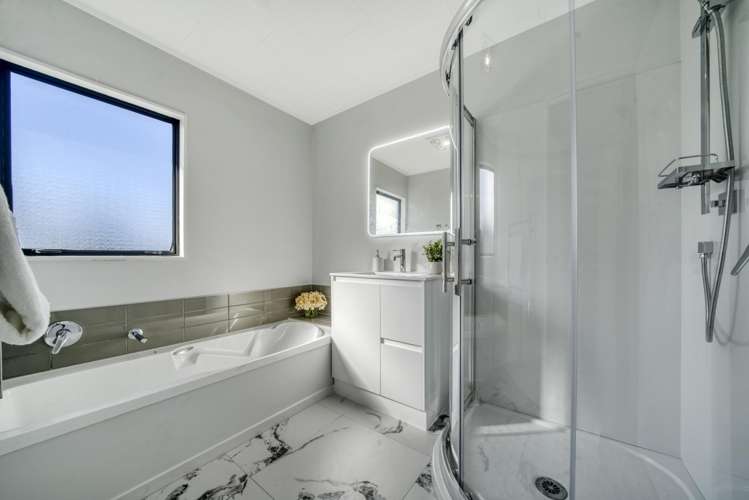 19A Bernina Place Weymouth_10