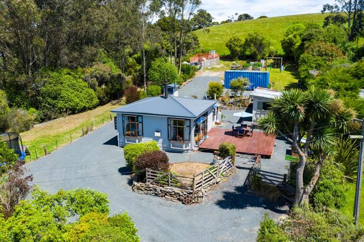 34 Peace Street Taieri Mouth_18