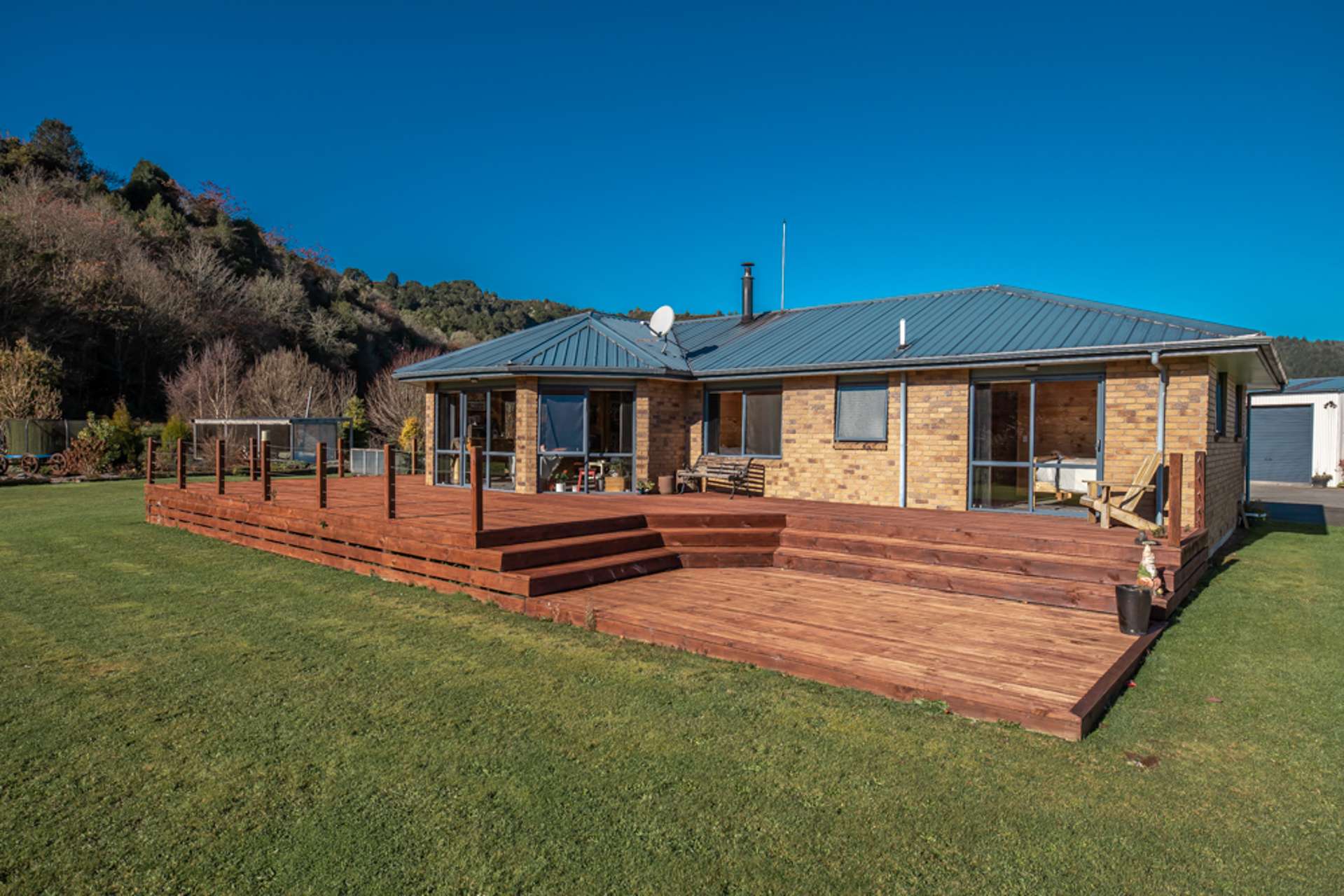 6 Deemac Street Reefton_0