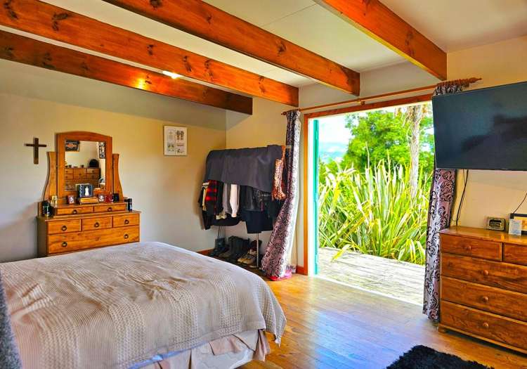 416 Pinehill Road Omapere_28