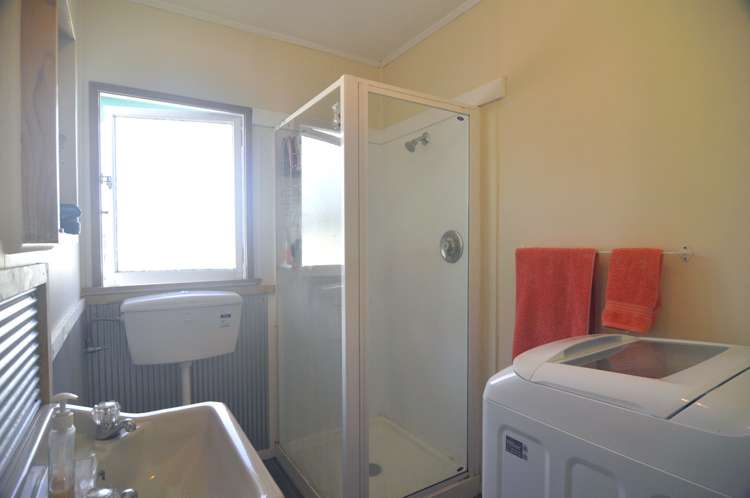 3/11 Cornwall Place Stoke_14