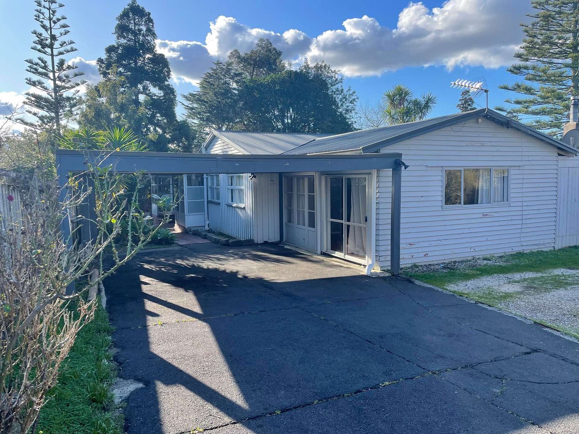 19 Golf Road New Lynn_0