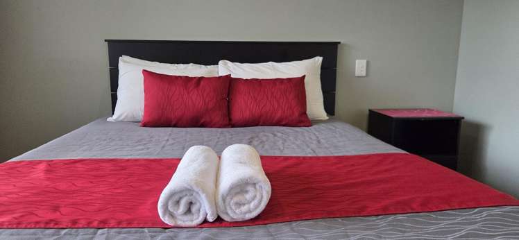 111 Main Road Tokoroa_4