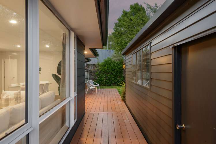 229a Geraldine Street Edgeware_19