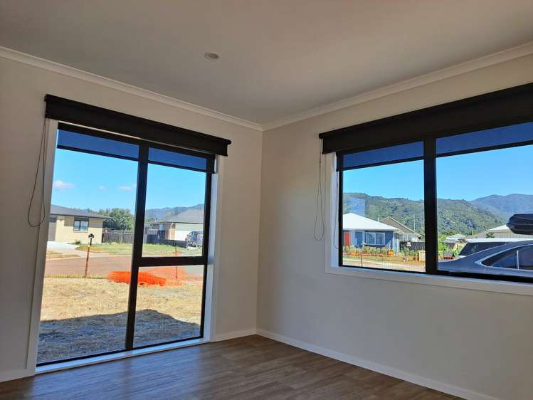 8 Mckerrow Place Featherston_10