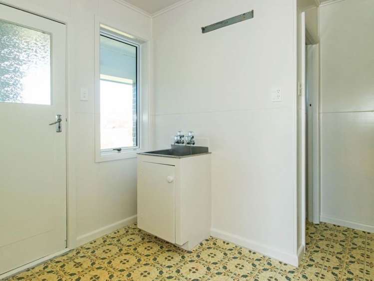 125 Main North Road Geraldine_17