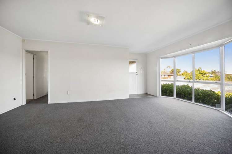 6 Pahi Place West Harbour_21