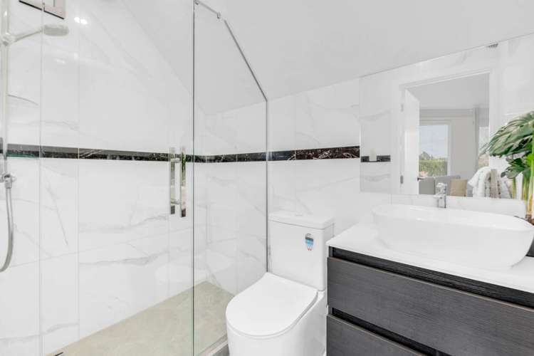 281 Point View Drive Shamrock Park_20