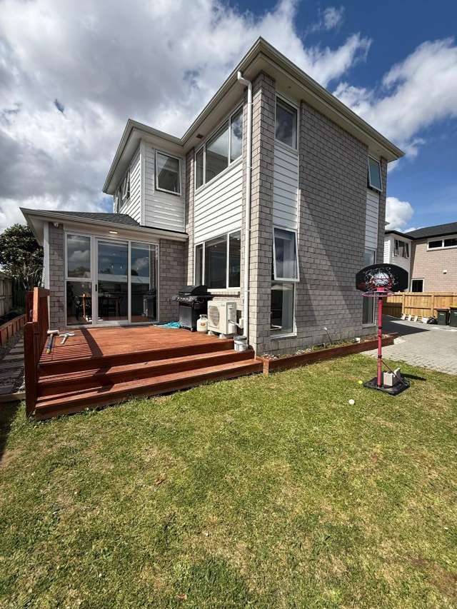Papakura Pristine 5 Bedroom Family Home for Rent!