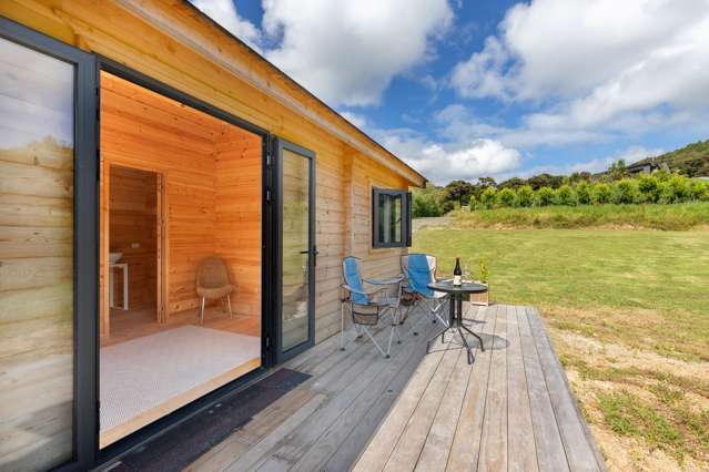 Cabin Fever in Mangawhai Kiwi Country