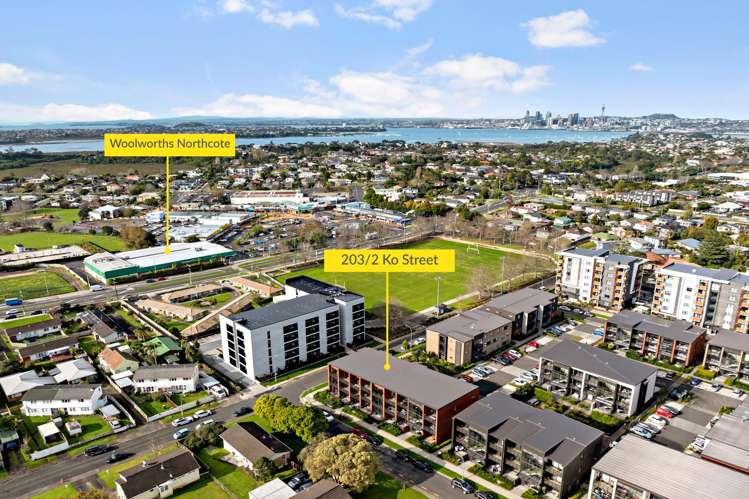 203/2 Ko Street Northcote_10