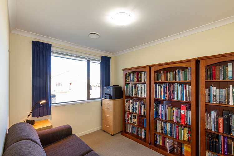 7 Pania Place Poraiti_15