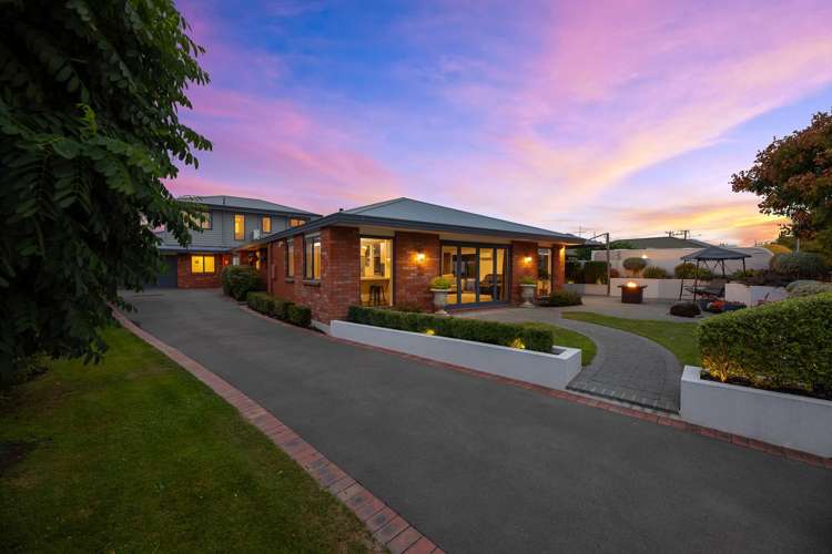 6 Robalan Place Redwoodtown_47