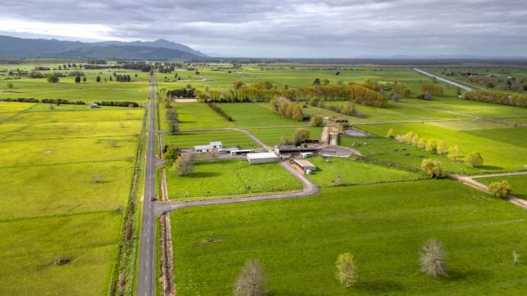 780 & 874 Wani Road Paeroa_1