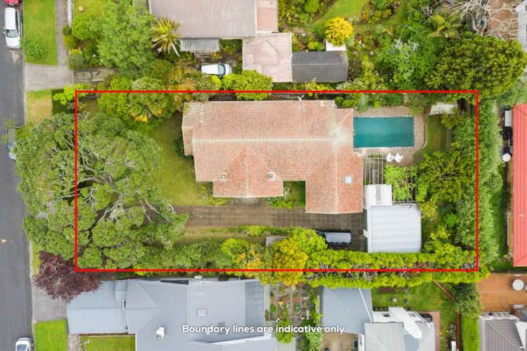 17 Fairholme Avenue Epsom_13