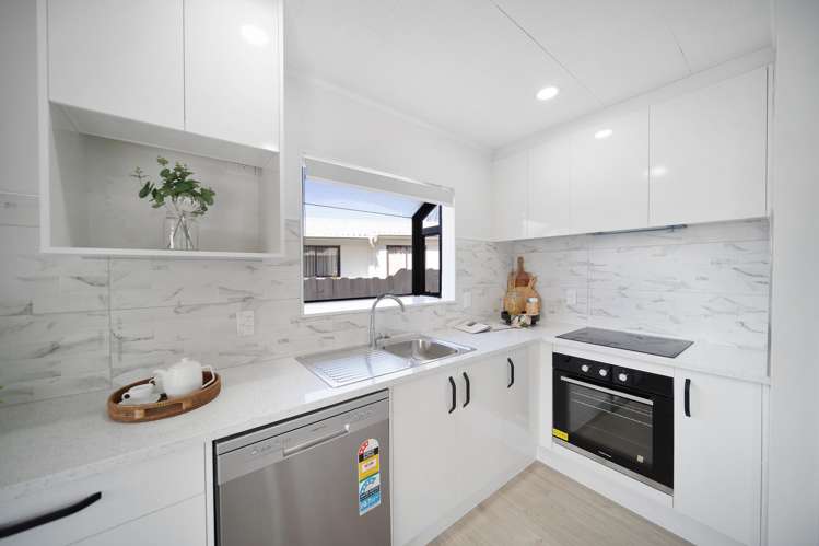 2/230 Finlayson Avenue Clendon Park_6