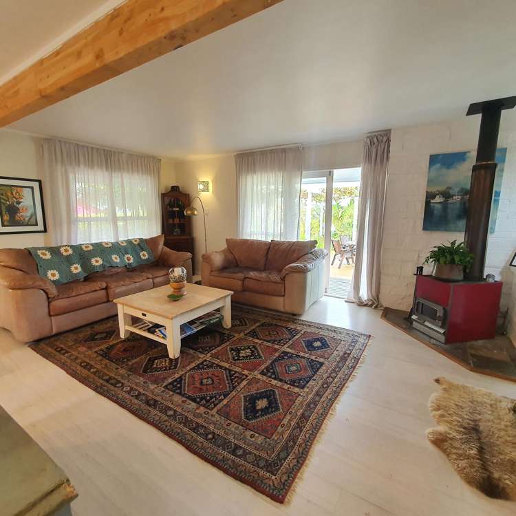 8 Grants Avenue Russell_10