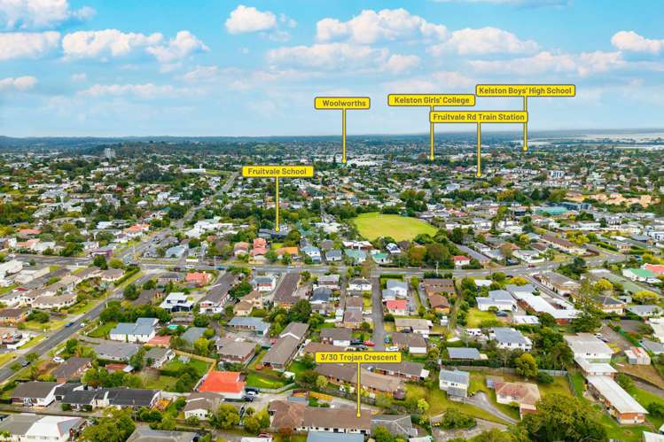 3/30 Trojan Crescent New Lynn_8