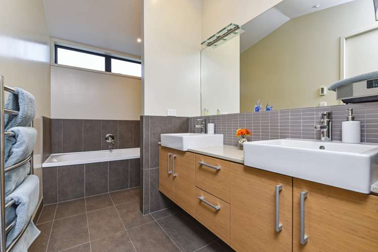 11 Kahikatea Close Campbells Bay_13