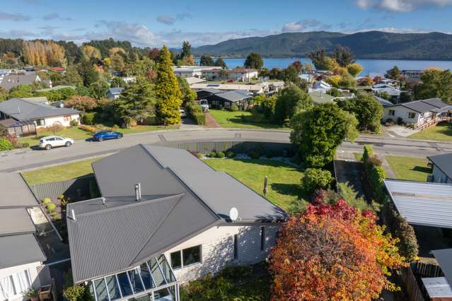 16 Henry Street Te Anau_2