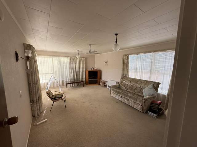 38 Chedworth Avenue 1053_1