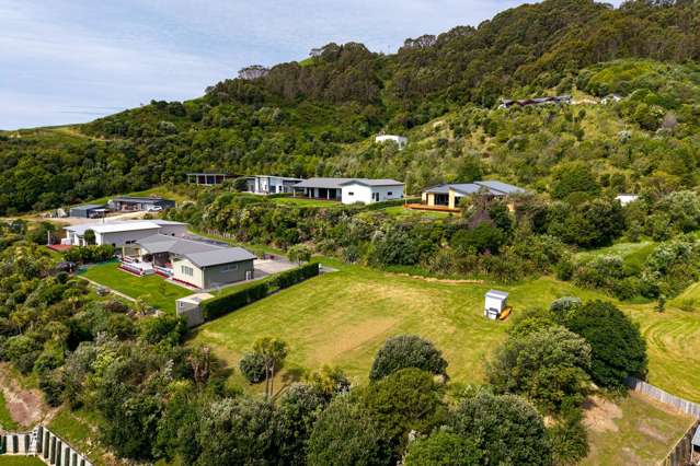 18 Mahia Heights Drive Mahia_4