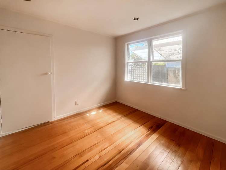 174 Nile Road 10877_4