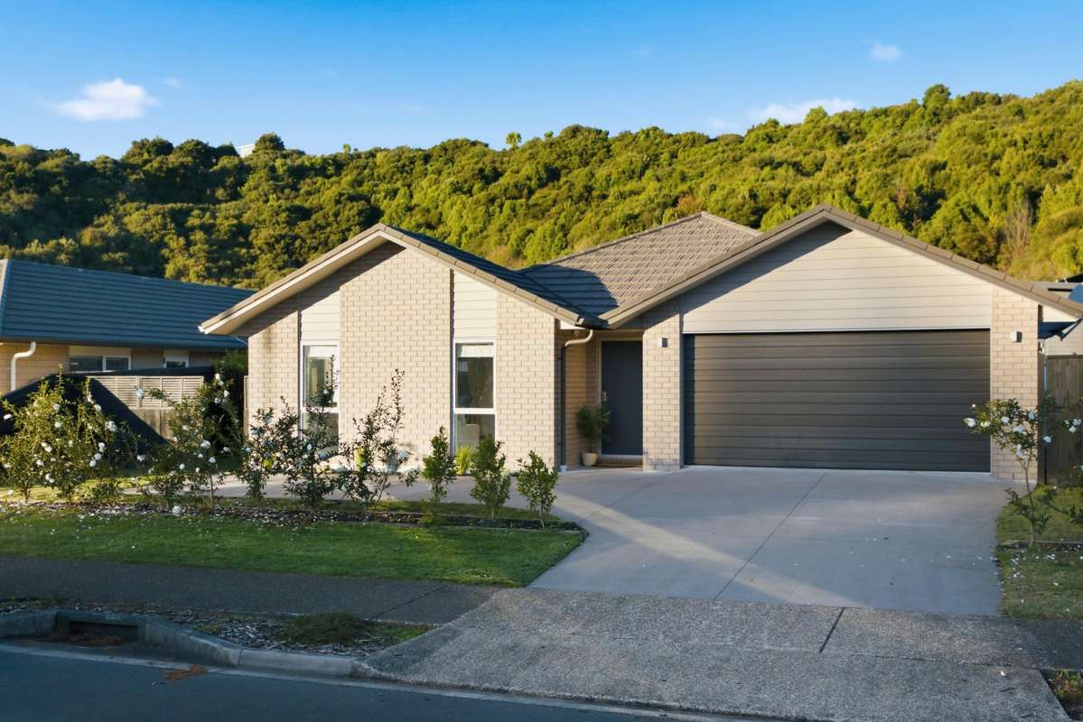 269 Lakes Boulevard_0