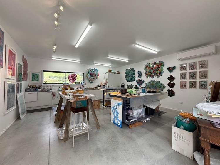 154 Ohinepanea Road Pukehina_35