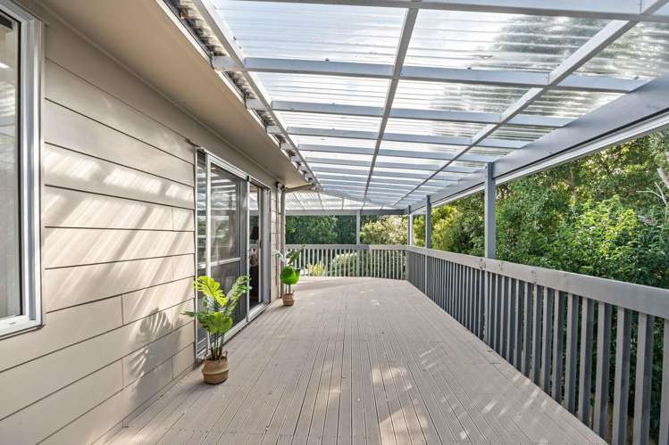 21 Celeste Place Totara Vale_11