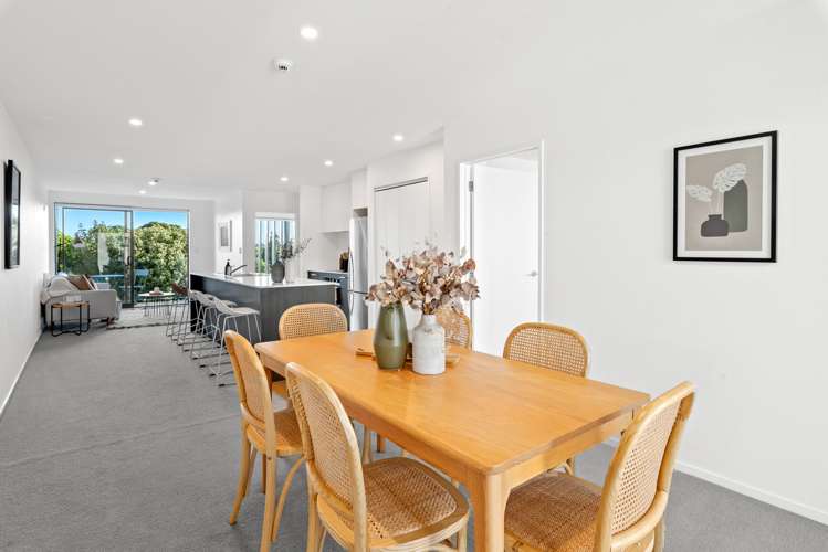 222/8 Thompson Park Road Mount Wellington_4