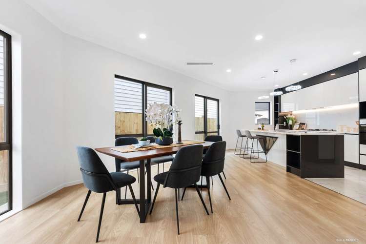 16 Tullymore Drive Flat Bush_7