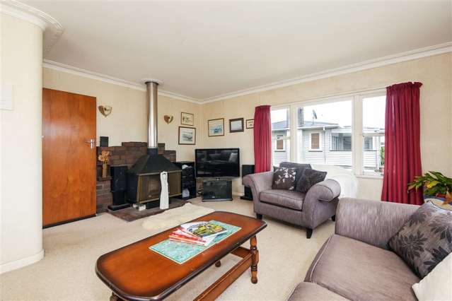 24 Lawrie Avenue Pukekohe_2