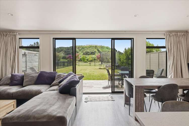 103 Awataha Crescent Pyes Pa_1