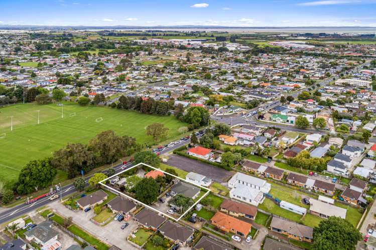 389 Massey Road Mangere East_11