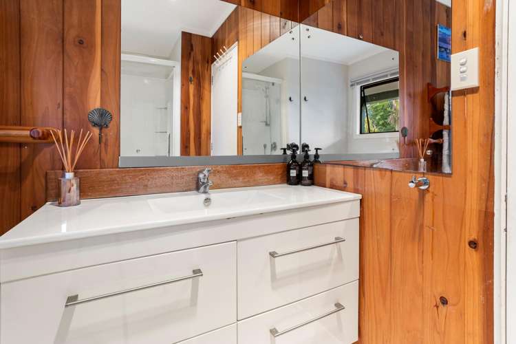 8 Parkland Place Whitianga_18