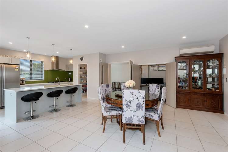 17 Brookwater Avenue Northwood_9