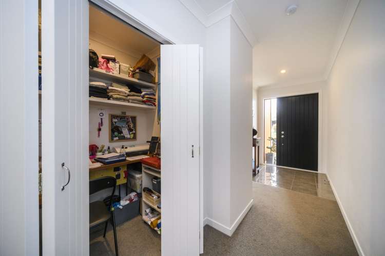 20 Varsity Heights 10930_9