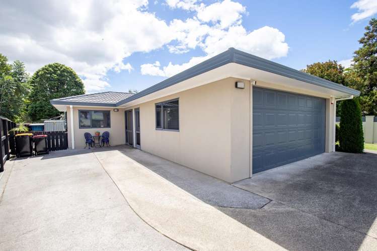 1 Harris Place Ngatea_24