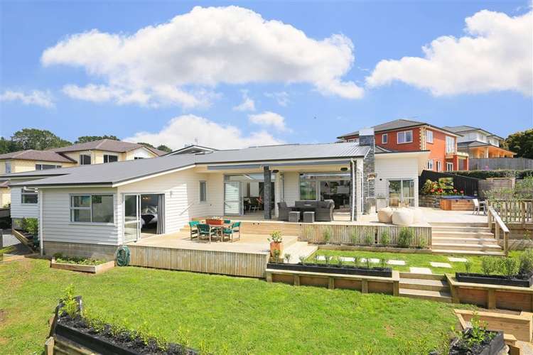 67 Lake Panorama Drive Henderson_3