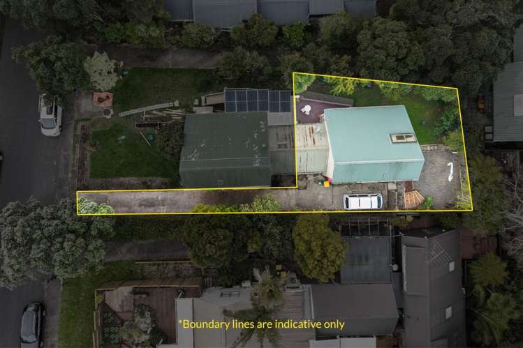  2/5 Karapiti Place Glen Eden_14