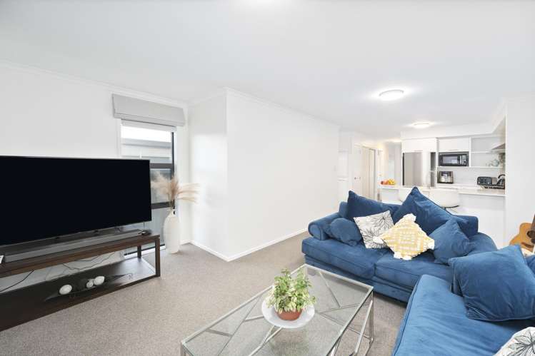 51 Kauri Amber Road Westgate_12