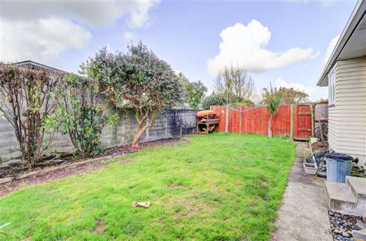 12a Coldwell Place Chartwell_12