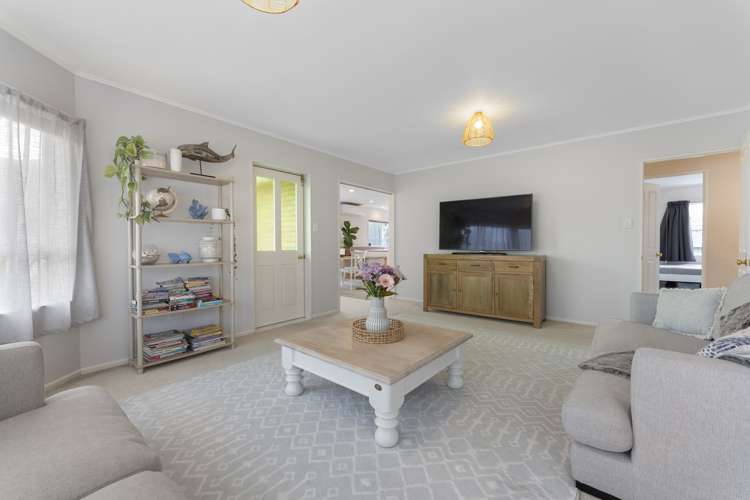 2 Fauchelle Court Feilding_5
