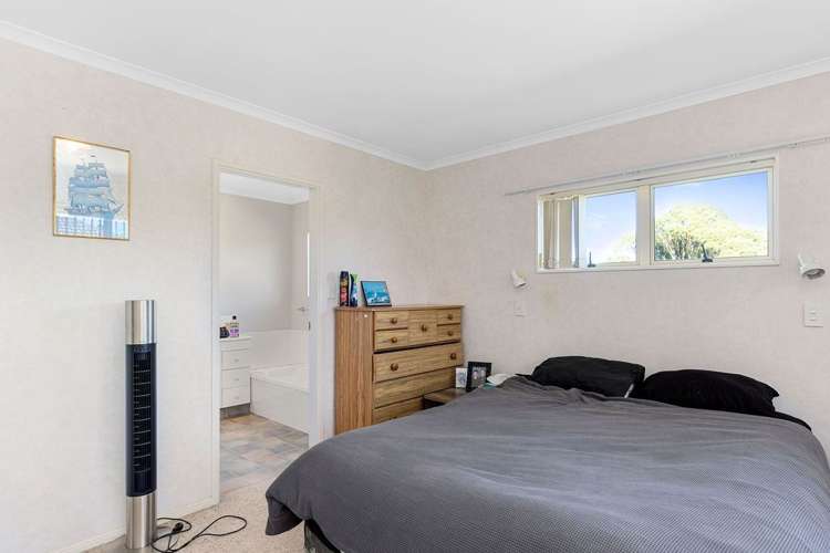 18 Lamia Grove Papamoa_8