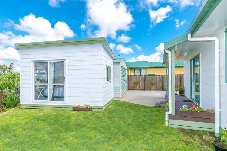 43 Baverstock Road Nawton_16