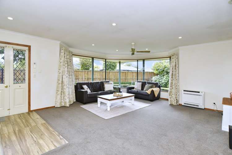 36 Woodglen Drive Woodend_11