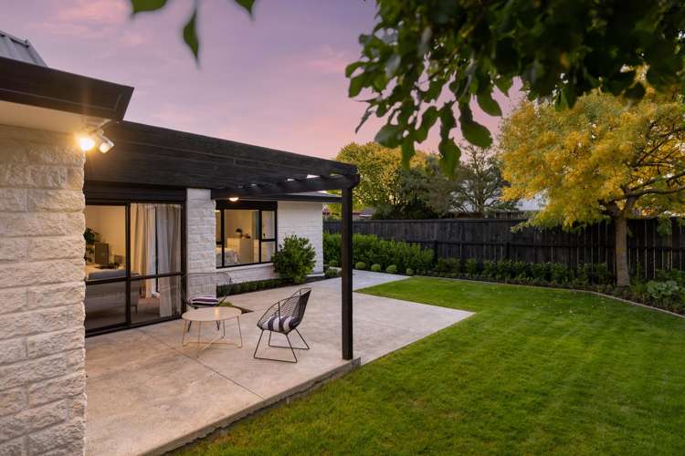 69 Regency Crescent Redwood_20