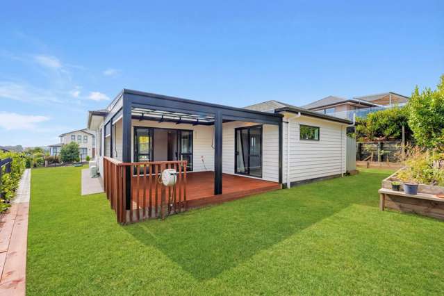 Single-level Modern Family Living in Stanmore Bay